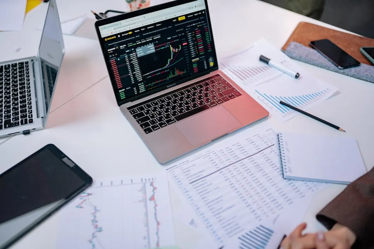 How cruzdid.com Fits Into a Smarter Topic Cluster Strategy