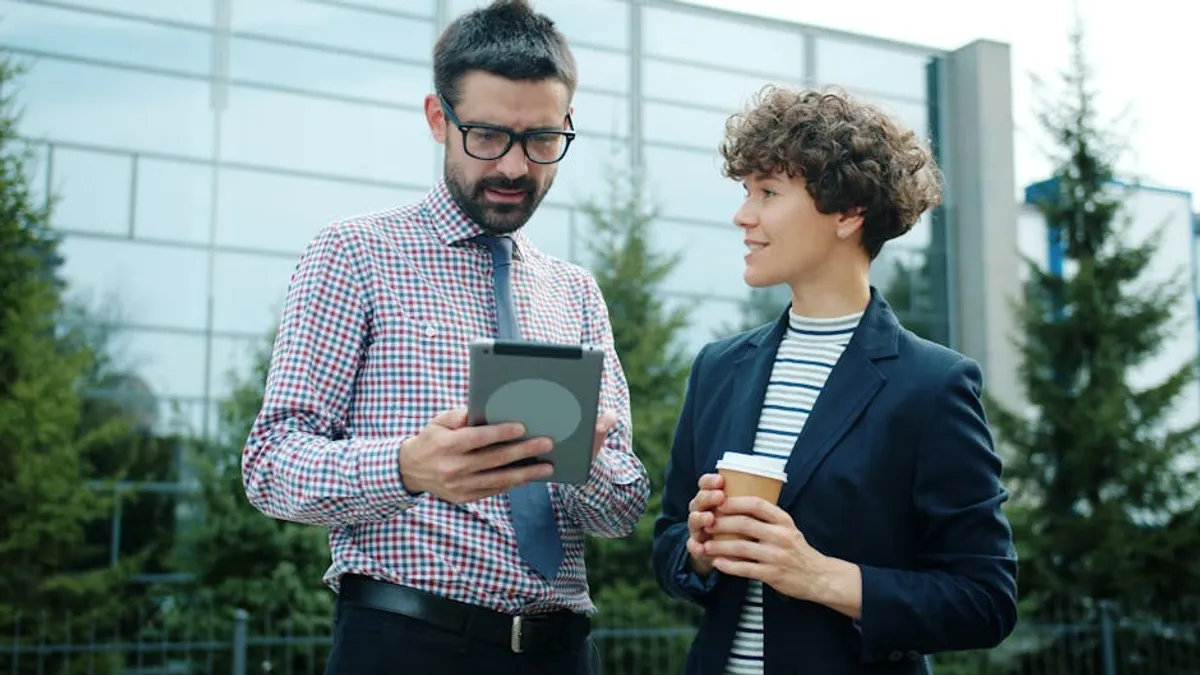 How freefast.co.uk Fits Into a Smarter Topic Cluster Strategy