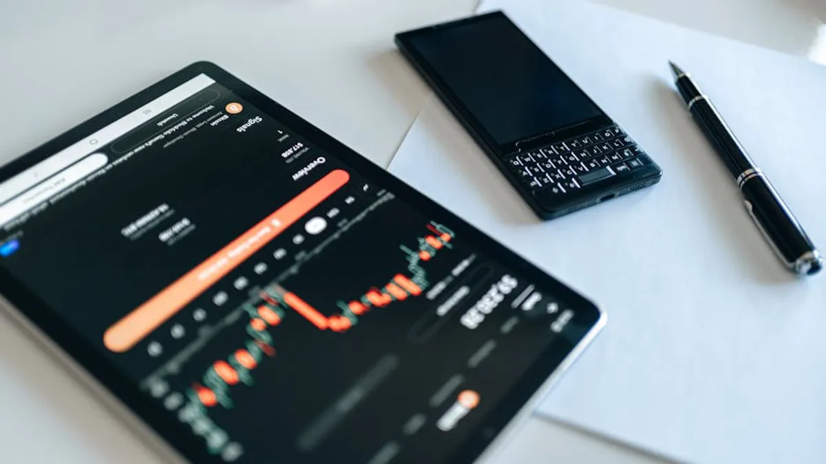How technofee.com Fits Into a Smarter Topic Cluster Strategy